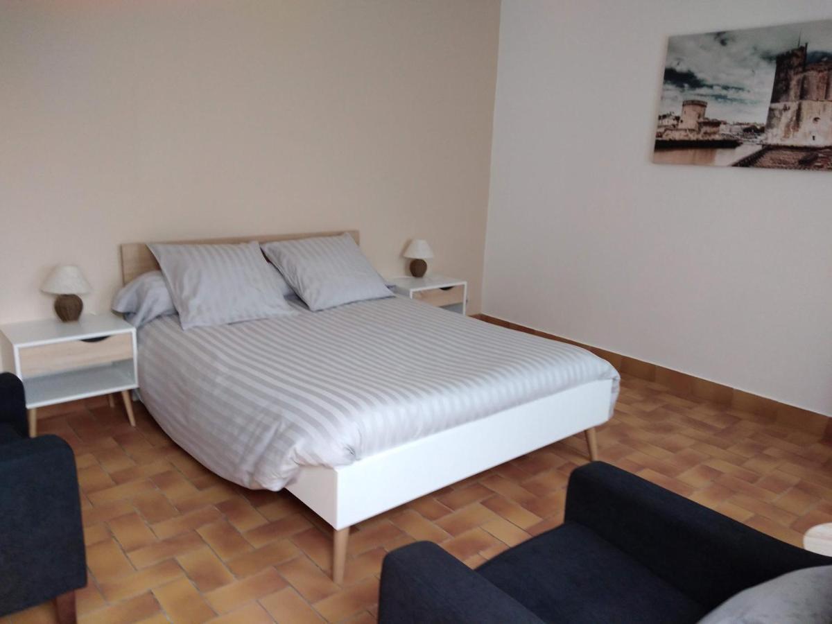 Appartement A Rochefort 外观 照片